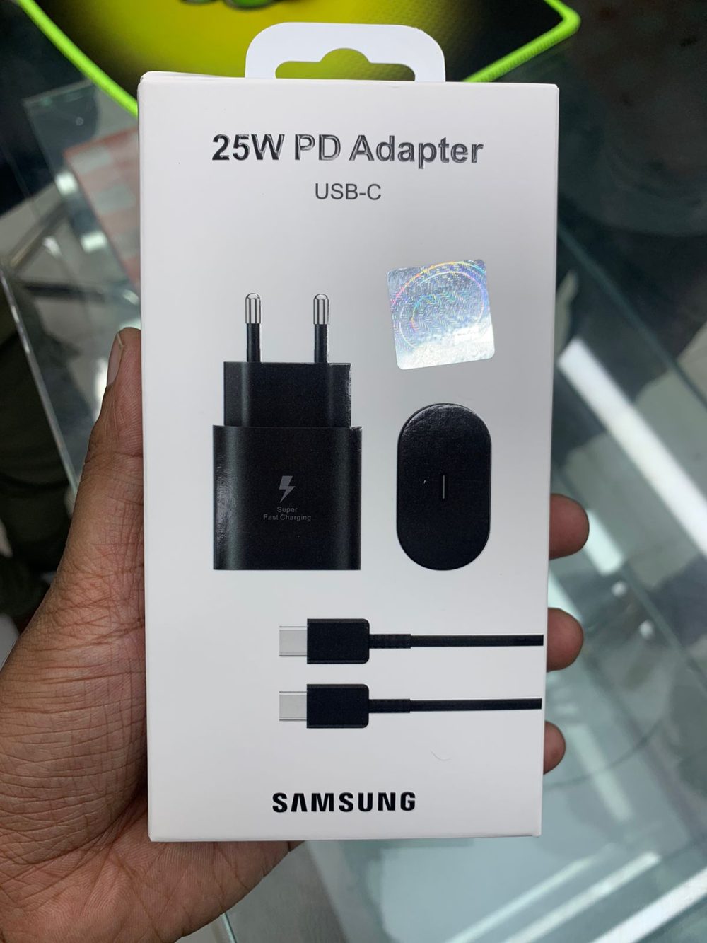 Samsung 25W USB-C Power Adapter - Image 2